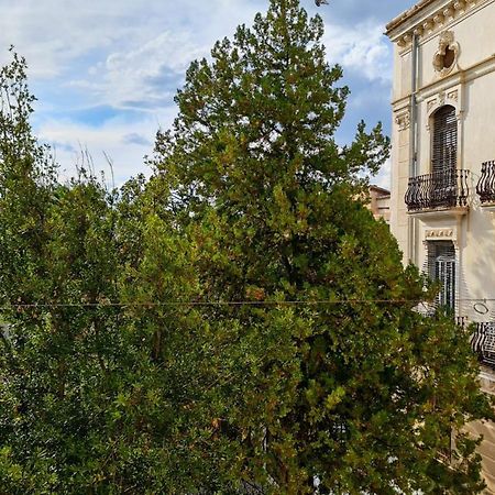 Hotel De La Villa Rubielos De Mora Exterior photo