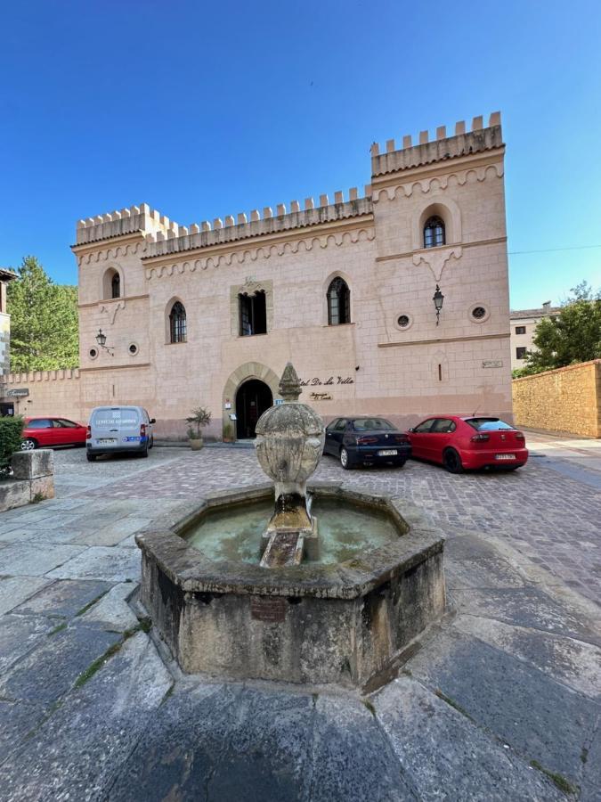 Hotel De La Villa Rubielos De Mora Exterior photo